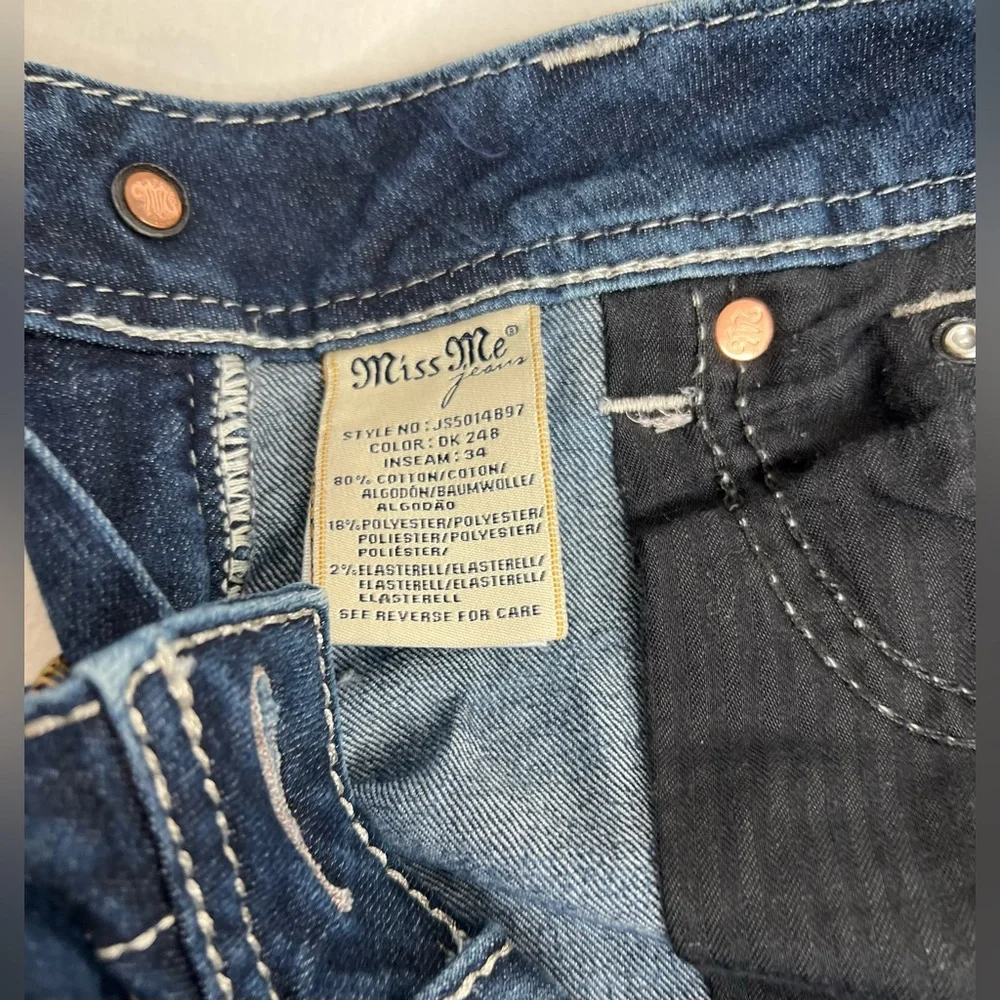 Miss Me  Low Rise Dark Wash Rhinestone Faux Flap Pocket Jean Sze 27 (30X28.5) - Picture 7 of 10